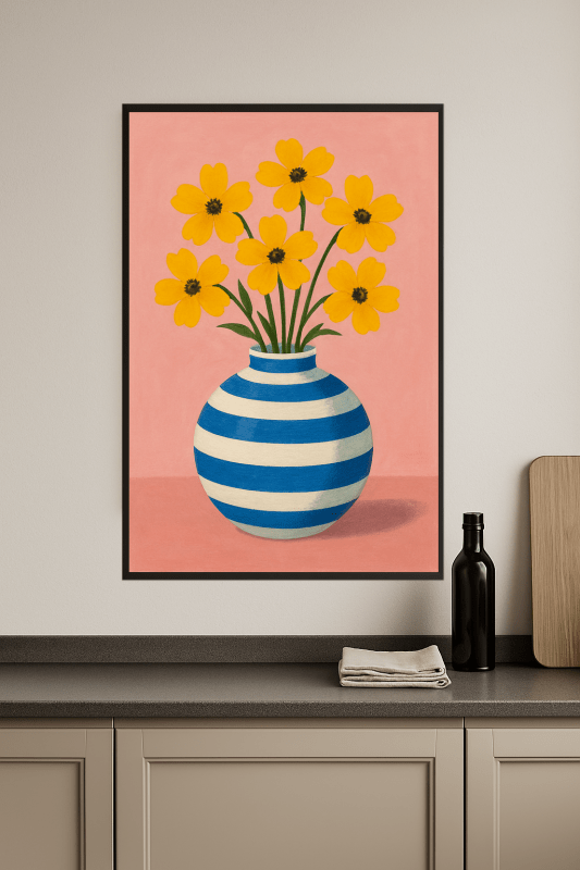 Wazon W Paski Z Żółtymi Kwiatami - CasaNookDecor