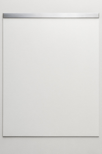 Biała Powierzchnia Z Srebrnym Akcentem - CasaNookDecor – plakat do druku